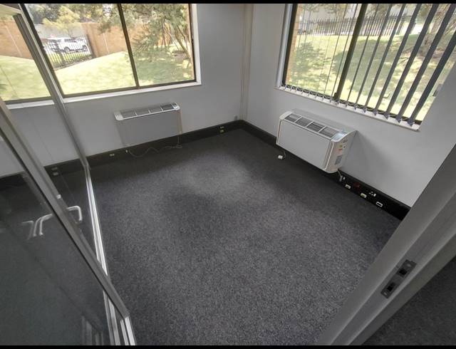 150M² OFFICE TO LET IN BRYANSTON